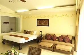 Villa Thongbura