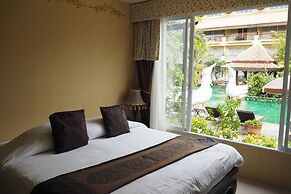 Villa Thongbura