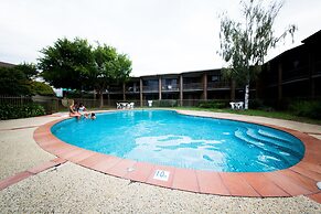 Sandown Regency