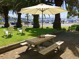 Half Moon Bay Motel