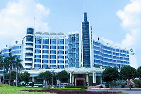 Royal Marina Plaza