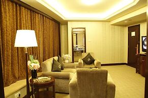 Royal Marina Plaza