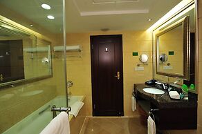 Royal Marina Plaza