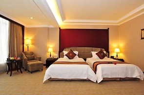Royal Marina Plaza