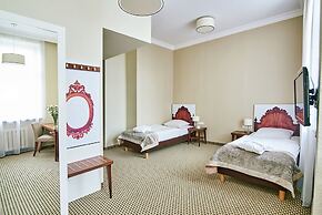 Jantar Hotel & Spa