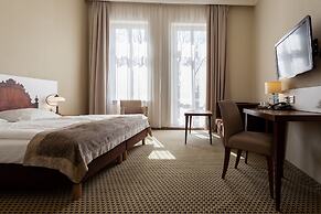 Jantar Hotel & Spa