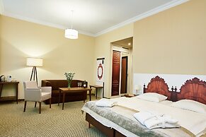 Jantar Hotel & Spa