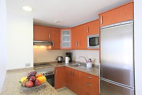 Ona Beverly Hills Suites