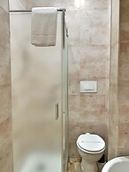 B&B Gisira