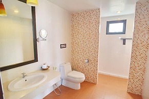 Golden Bay Cottage