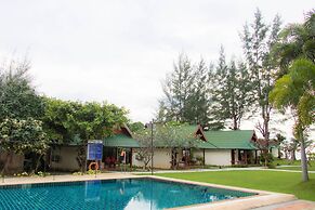 Golden Bay Cottage