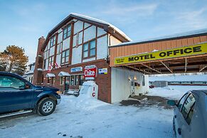 Englehart Inn
