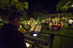 Hotel Alakamanda