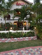 Rayon Hotel