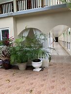 Rayon Hotel