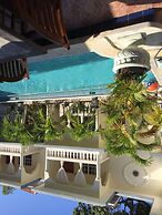 Rayon Hotel