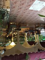 Rayon Hotel