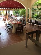 Rayon Hotel