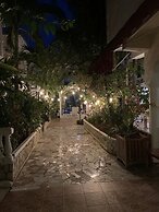Rayon Hotel
