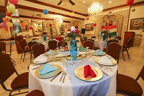 Rayon Hotel