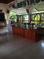 Rayon Hotel