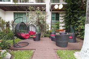 Luxury Condo Boutique