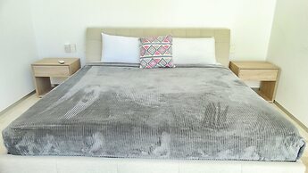 Luxury Condo Boutique