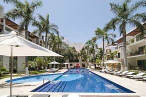 Luxury Condo Boutique