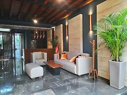 Luxury Condo Boutique