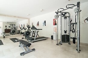 Luxury Condo Boutique