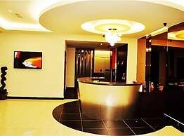 Goldenhill Hotel