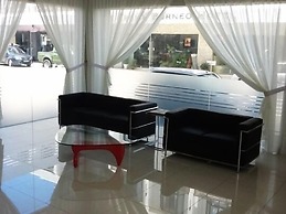 Goldenhill Hotel