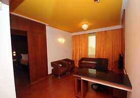 Srinivas Saffron Hotel