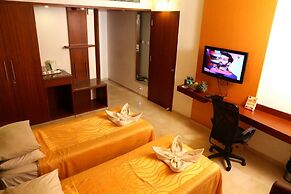 Srinivas Saffron Hotel