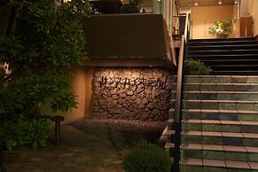 Sunsky Hotel