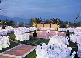 Long Beach Resort