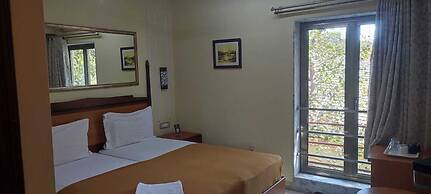 Royal Park Hotel