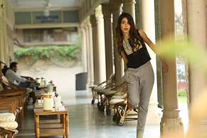 Arya Niwas