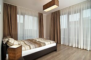 Silver Apartments