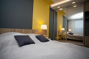 Silver Apartments