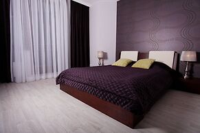 Silver Apartments
