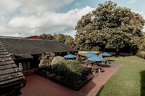 Oak Farm Hotel