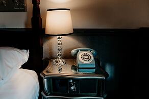 Oak Farm Hotel