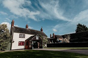 Oak Farm Hotel