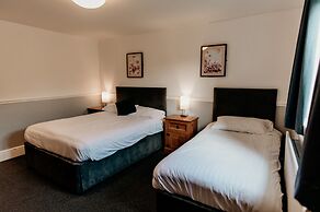 Oak Farm Hotel