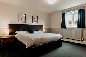Oak Farm Hotel