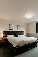 Oak Farm Hotel
