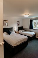 Oak Farm Hotel