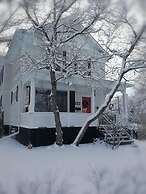 Charles Street Holiday Home