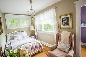 Charles Street Holiday Home